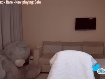 free nude cam girl hollyextra image #1433217