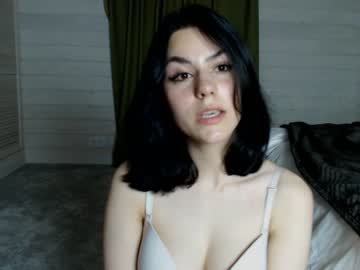 free nude cam girl dreaming_lola image #2215671