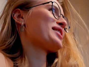 free nude cam girl linellali image #2739219