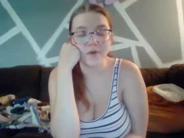 free nude cam girl costumedmaiden image #4843316