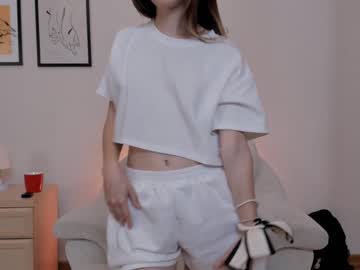 free nude cam girl alainacrosby image #4959926