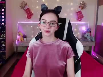 free nude cam girl queen_kitty1818 image #3356589