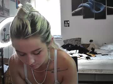 free nude cam girl charlybabyy image #4279711