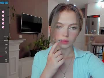 free nude cam girl small_blondee image #2682515
