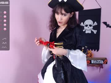 free nude cam girl little_effy18 image #348423