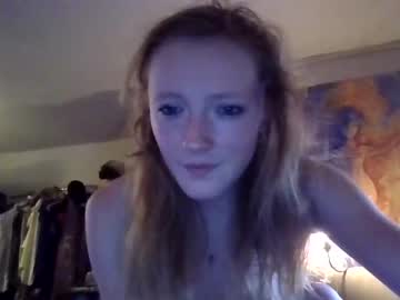 free nude cam girl zoeyshower image #1891800