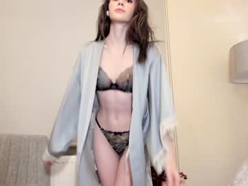 free nude cam girl snowww_white image #227232