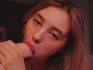 free nude cam girl angella_kleee image #3238154
