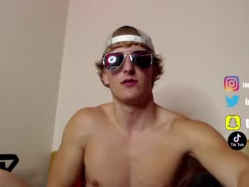 free nude cam man luckyloganx image #2935911