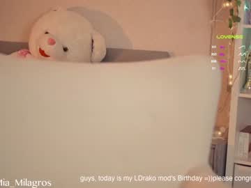 free nude cam girl mia_milagros image #5442848