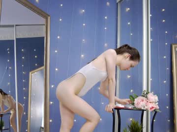 free nude cam girl kriskras__ image #4278729