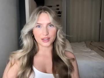free nude cam girl thezabrina image #2004350
