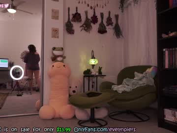 free nude cam girl evelynpiers image #3867386