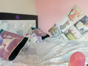free nude cam girl noemibcnz image #2688614