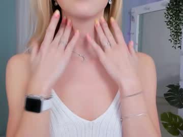 free nude cam girl emmi_rosee image #1304153