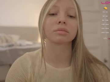 free nude cam girl pureangeldolores image #6054748