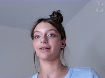 free nude cam girl lesi_moon image #5239611