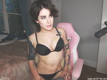 free nude cam girl aynmarie image #4624579