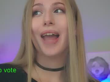 free nude cam girl april_oneel image #1604447