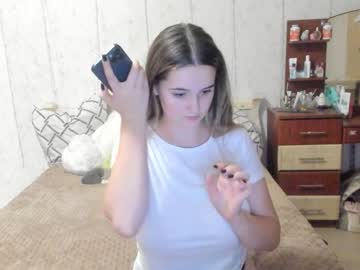 free nude cam girl emmika_ image #2655252