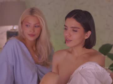 free nude cam girl _2strangers image #2420579
