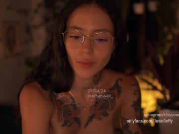 free nude cam girl effylowell_ image #6704263