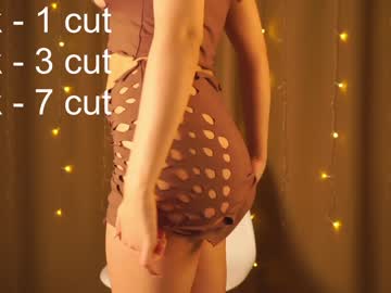 free nude cam girl helenmoors image #4265436