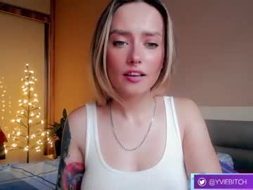 free nude cam girl _yvie_ image #3219248