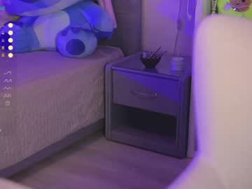 free nude cam girl mia_milagros image #5693241