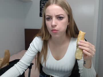 free nude cam girl nicole_mia image #2830269