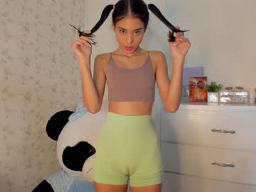 free nude cam girl veroniqe_lounge image #1205256