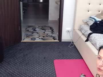 free nude cam girl carmela_fox image #4069352