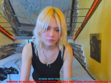 free nude cam girl blush_emily_ image #1212286