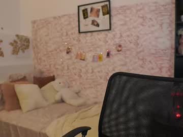 nicolette__shea_ cosplay cam