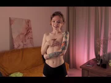 free nude cam girl caught_in_4k image #2065015