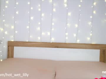 free nude cam girl hot_wet_lilly image #2102032