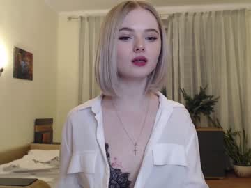 free nude cam girl yvaine777 image #845138