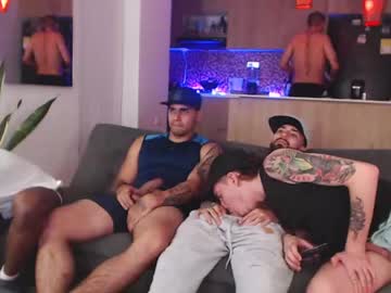 free nude cam man fratguysonline image #3825100