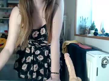 free nude cam girl littleflowers image #1509583
