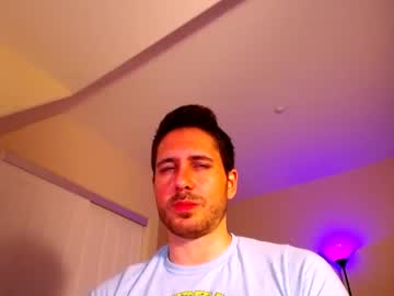 free nude cam man hung_dude_19 image #2851187
