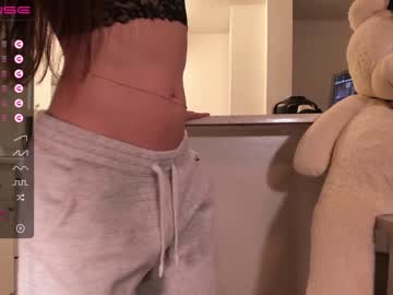 free nude cam girl 007movie image #4030200