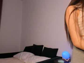 free nude cam girl emilybatee image #3893041