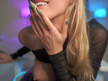 free nude cam girl emma_land image #3682015