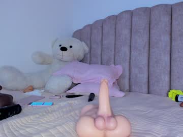 free nude cam girl emily_____ image #4590649