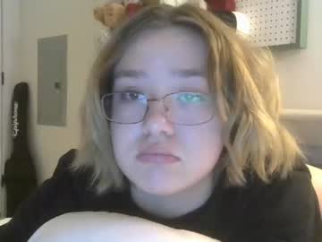 free nude cam girl ftarh18 image #4404621