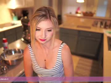 free nude cam girl blazefyre image #2404878