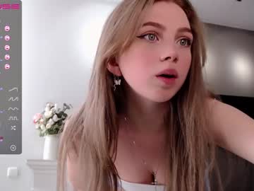 free nude cam girl small_blondee image #1803223