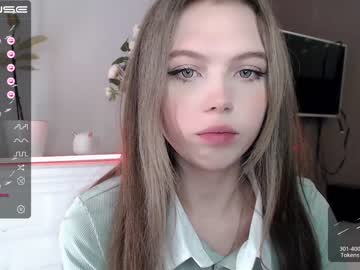 free nude cam girl small_blondee image #2773221