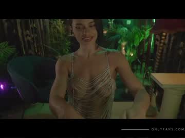 free nude cam girl lucieoude_ image #2570518