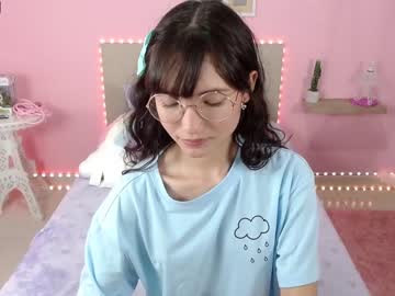 free nude cam girl little_effy18 image #1542290